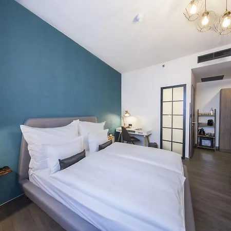 Memories Oldtown Hotel 4*